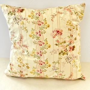 Rare retired Ralph Lauren floral throw pillow cover cream garland roses buds